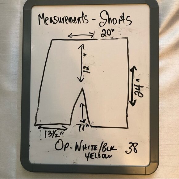 Vintage OP  Mens 38 Board Shorts in White/Black /Yellow Graphics - Picture 15 of 16